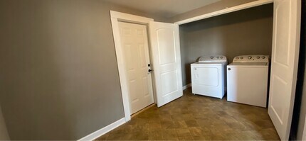 2463 KY-94 in Murray, KY - Building Photo - Building Photo