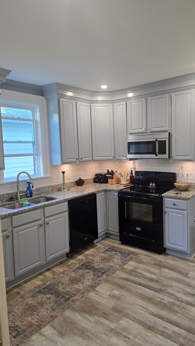 property at 1800 Canton Ave