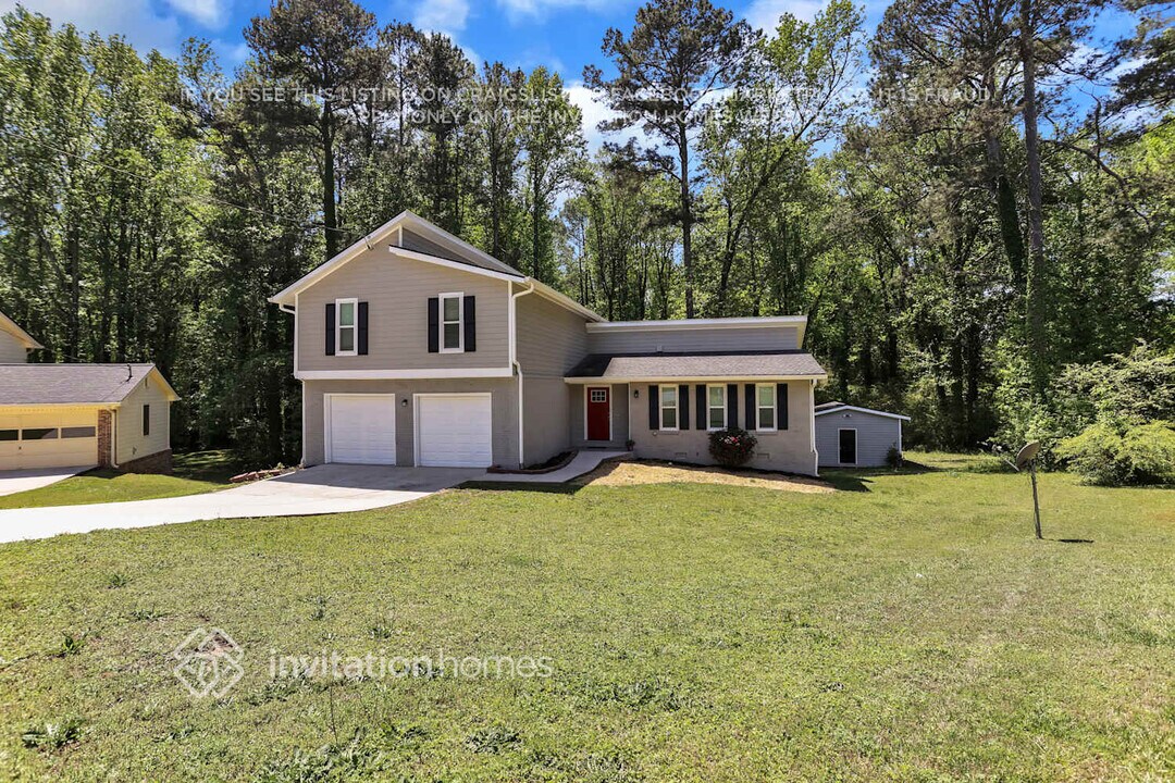 1335 Kimlie Ln in Decatur, GA - Building Photo