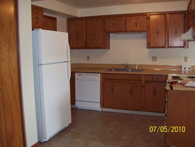 312 NE 24th St in McMinnville, OR - Building Photo - Building Photo