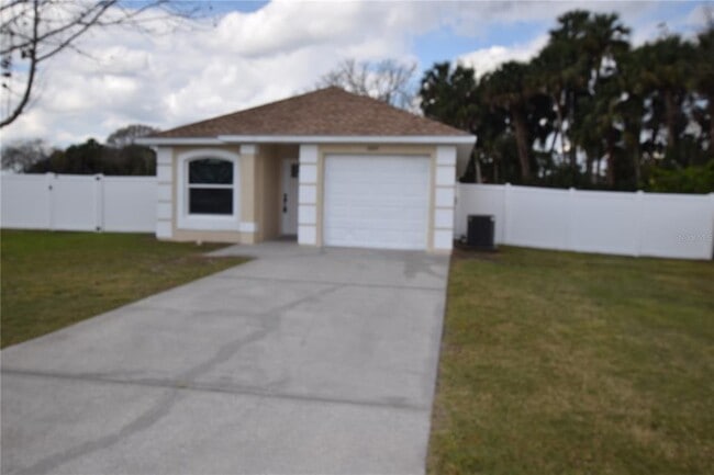 2605 Daffadil Terrace in Sanford, FL - Building Photo - Building Photo