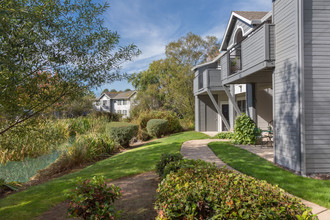 Sunfield Lakes in Sherwood, OR - Foto de edificio - Building Photo