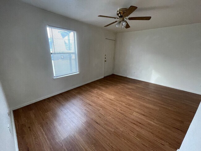 1906 Windward Dr in Killeen, TX - Building Photo - Building Photo