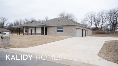 307 Kirks Holw in Jones, OK - Building Photo - Building Photo