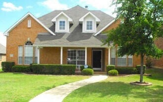 8232 Mura Dr in Plano, TX - Building Photo