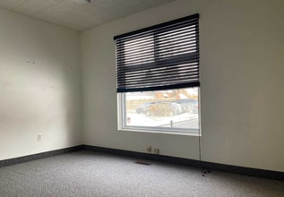 1641 Victoria Park Av, Unit 4-1641 Victoria Park Ave. in Toronto, ON - Building Photo - Building Photo