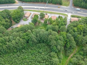 Chester Masionette Apartments in North Chesterfield, VA - Building Photo - Building Photo