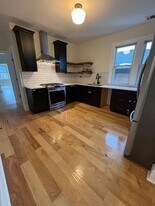 5650 W 63rd Pl in Chicago, IL - Building Photo