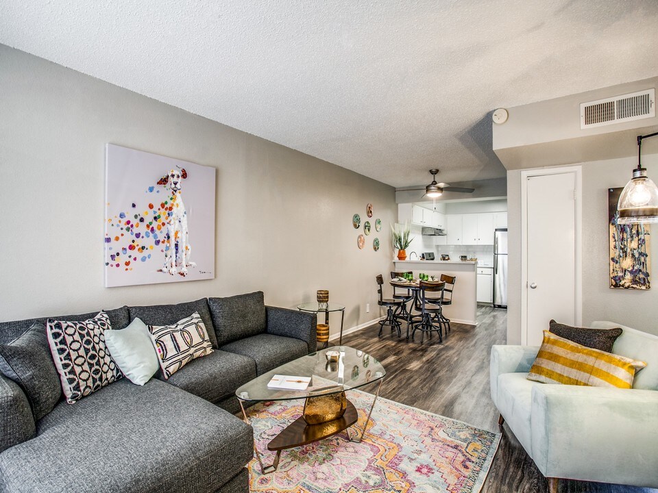 Village Oaks Apartments in San Antonio, TX - Foto de edificio