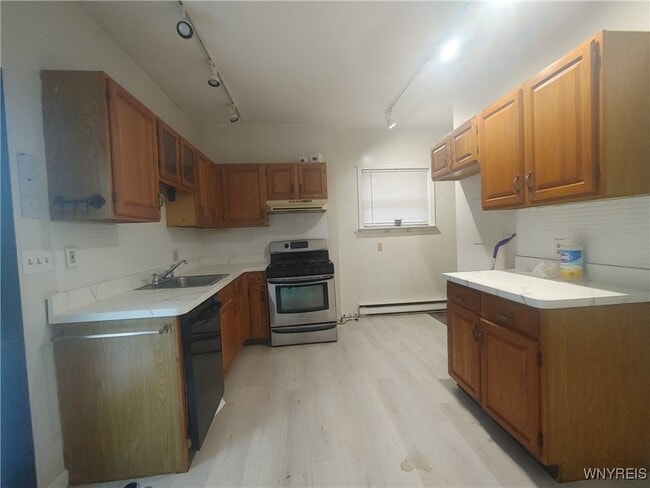 120 Chestnut St in Youngstown, NY - Building Photo - Building Photo