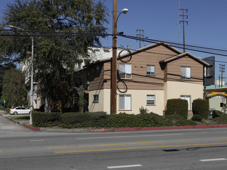 4404 Ensign Ave in North Hollywood, CA - Building Photo