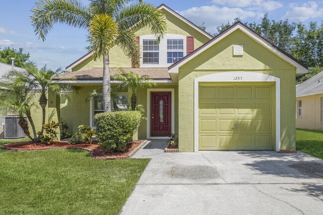 property at 1257 S Park Ave