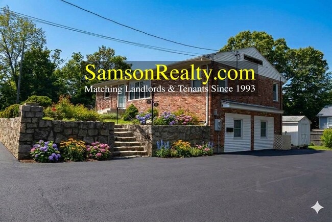 497 Oaklawn Ave