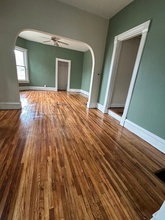 114 N Orient St in Fairmont, MN - Building Photo