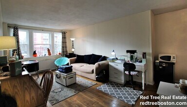 1999 Commonwealth Ave in Boston, MA - Building Photo - Building Photo