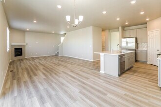 9231 Rifle St in Commerce City, CO - Building Photo - Building Photo