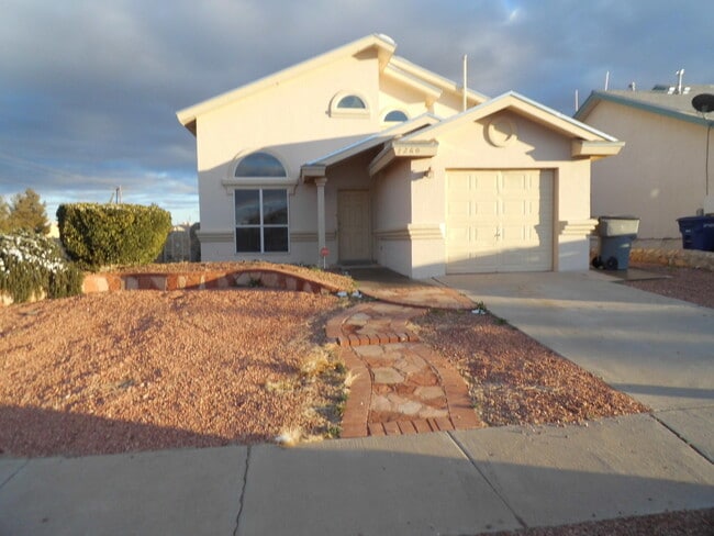 property at 2260 Tierra De Paz Way