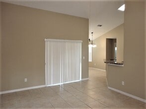 250 Misty Meadow Dr in Ocoee, FL - Building Photo - Building Photo