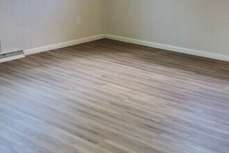 2002 Glendale Ln in Billings, MT - Building Photo - Building Photo