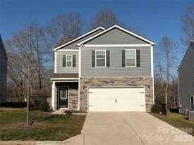 4119 Village Blvd NW in Conover, NC - Building Photo