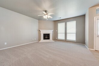 6416 Alexandra Meadows Dr in Fort Worth, TX - Building Photo - Building Photo