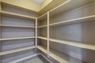 10936 Free Flow Pl in Las Vegas, NV - Building Photo - Building Photo