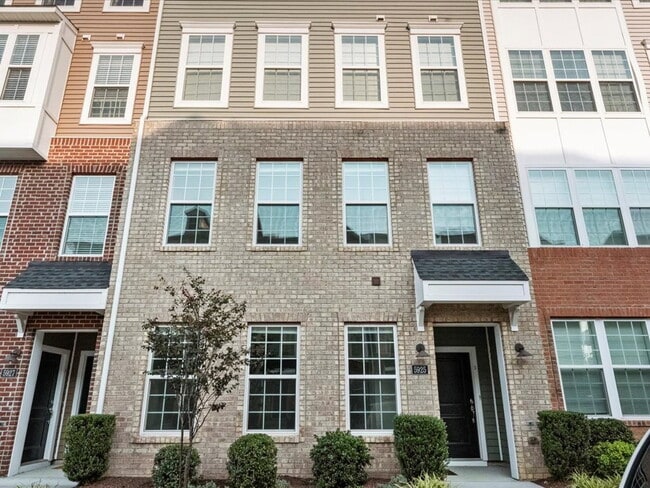 5925 Laurel Bed Ln in Richmond, VA - Building Photo - Building Photo