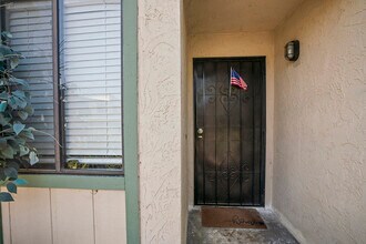 2919 Cowley Way in San Diego, CA - Building Photo - Building Photo