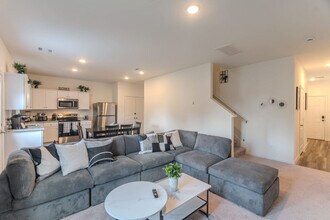 10314 Woodwick St in Houston, TX - Building Photo - Building Photo