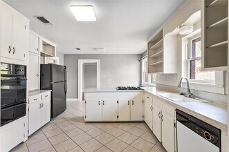 2711 Greene Ave in Fort Worth, TX - Building Photo - Building Photo
