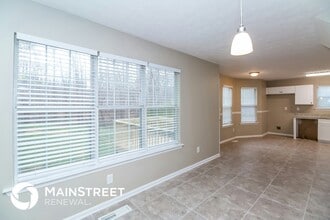 4237 Sterling Pointe Dr in Douglasville, GA - Building Photo - Building Photo