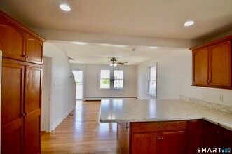 314 Knowlton St in Stratford, CT - Building Photo - Building Photo