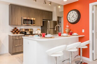 Avalon Bonterra in Hialeah, FL - Building Photo