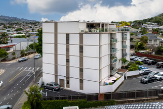 Diamond Head Hillside in Honolulu, HI - Building Photo - Building Photo