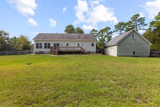 301 Sand Ridge Rd in Hubert, NC - Building Photo - Building Photo