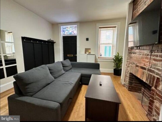 property at 2112 Cambridge St