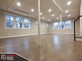 1931 W Winona St, Unit G in Chicago, IL - Building Photo