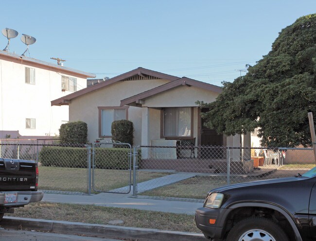 4 Apartment Units + Sfr in Maywood, CA - Building Photo - Building Photo