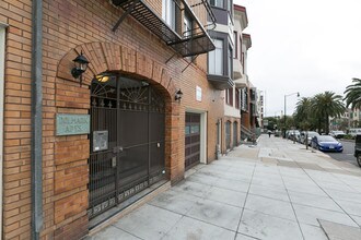 11 Dolores in San Francisco, CA - Building Photo - Building Photo