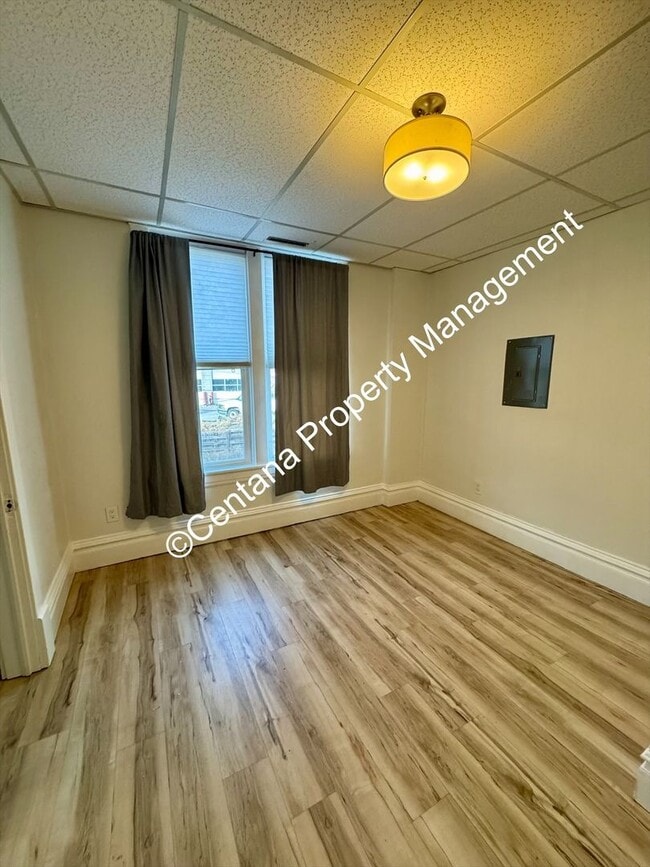 property at 722 S Montana St