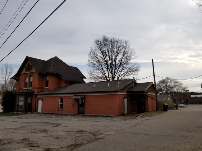 185 Wisconsin Ave in East Dubuque, IL - Building Photo - Building Photo