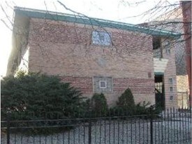 321 S Maple Ave in Oak Park, IL - Building Photo