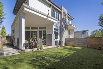 1905 Alegria Rd in Austin, TX - Building Photo - Building Photo