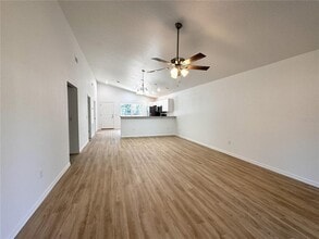 8815 E Albertson Ct in Floral City, FL - Building Photo - Building Photo