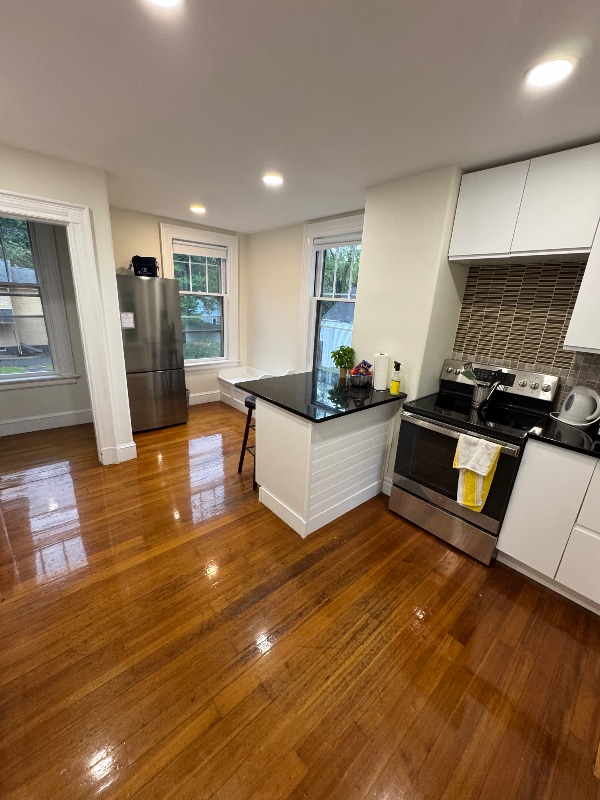 79 College St in South Hadley, MA - Building Photo - Building Photo