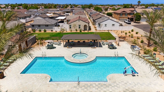 Villas Litchfield Park in Litchfield Park, AZ - Foto de edificio - Building Photo