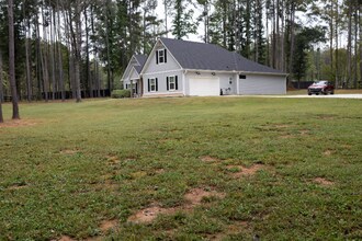 1260 Walton Rd in Newnan, GA - Building Photo - Building Photo