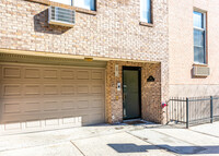 208 1st St in Hoboken, NJ - Foto de edificio - Building Photo