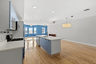 877 Harrison Ave in Boston, MA - Building Photo - Building Photo
