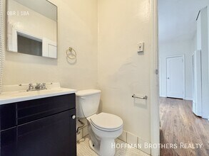 836 Sanborn Ave, Unit 202 in Los Angeles, CA - Building Photo - Building Photo